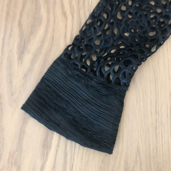 New NWOT unique black rose floral lace cardigan ridge pleat outline size large - Picture 6 of 9